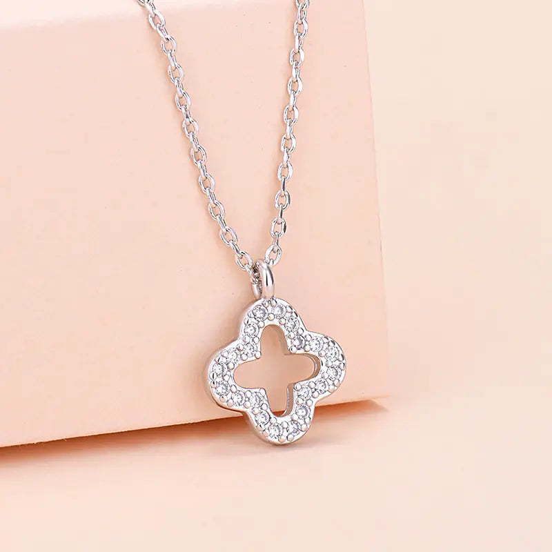 Clover Necklace for Women - Simple Fashion Zircon Pendant