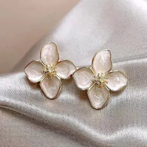 Simple 3D Flower Earrings