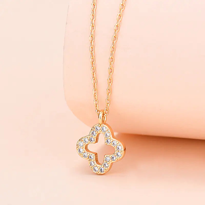Clover Necklace for Women - Simple Fashion Zircon Pendant