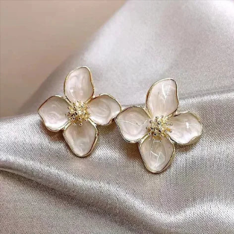 Simple 3D Flower Earrings