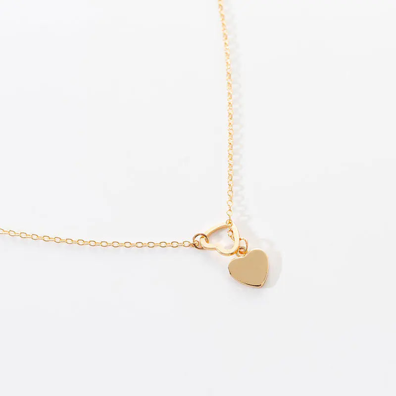 Trendy Adjustable Heart Pendant Necklace in Simple Style