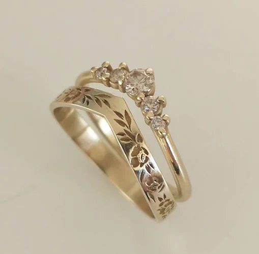 Simple Diamond V-Shaped Wreath Ring